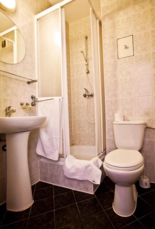 Ds Cztery Pory Roku Hostel Gdańsk Szoba fotó